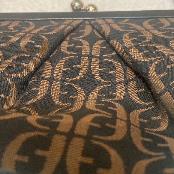FOSSIL PURSE - Picture 2 of 11